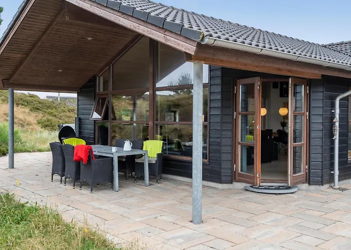 Amazing In Henne With Sauna 度假居 *