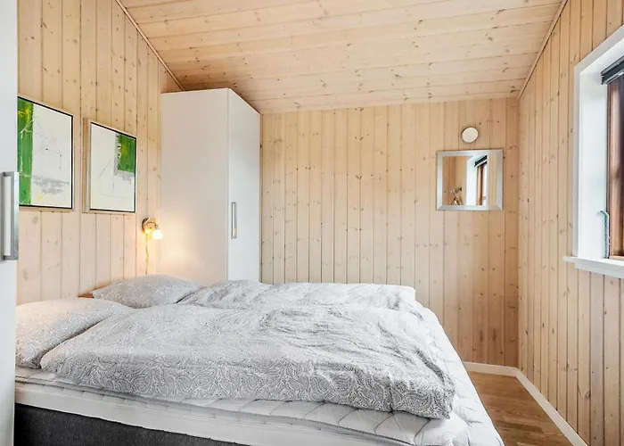 度假居 Amazing In Henne With Sauna *