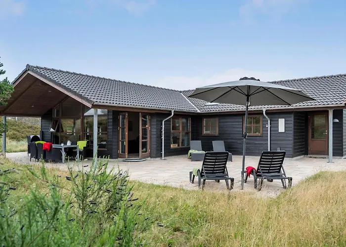 Amazing In Henne With Sauna 度假居 *