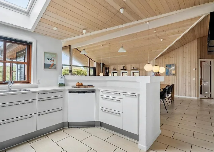 Amazing In Henne With Sauna 度假居 亨讷斯特兰德